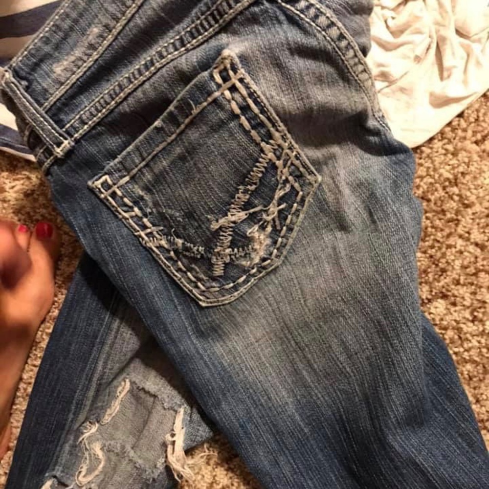 Size 25 buckle jeans